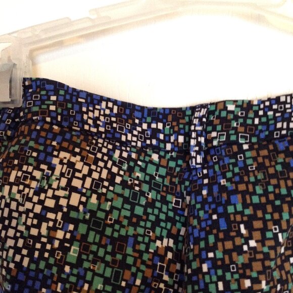 Laura Plus Women's Capri Cropped Pants Size 14 Multi Colored No Pockets Casual - Picture 5 of 9